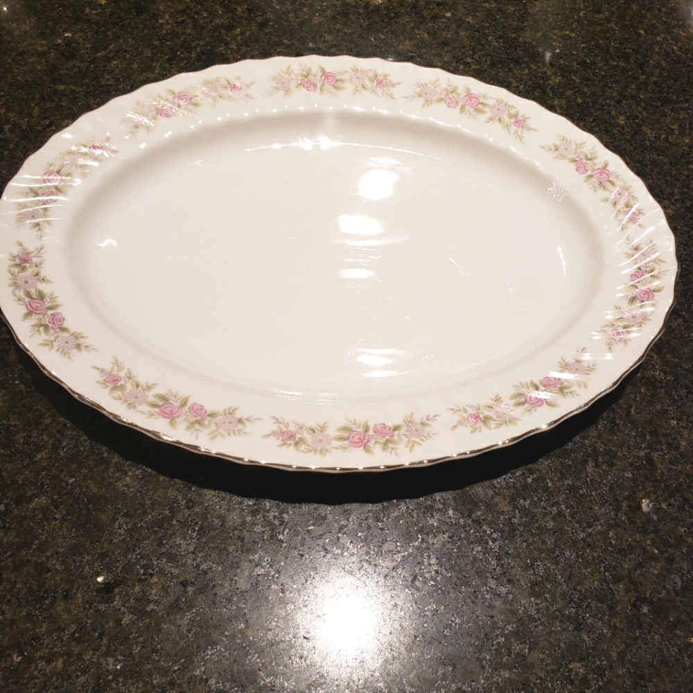 Vintage Teahouse Rose pattern of Dansico fine china made in JAPAN.